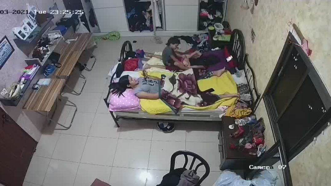 Mom Masturbate Infront Of Son’s (CCTV)